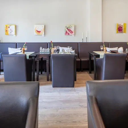 فندق Nakuk Und Restaurant