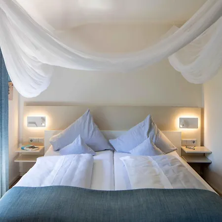 Nakuk Und Restaurant Hotel