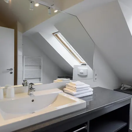 Szálloda Nakuk Und Restaurant Schillig