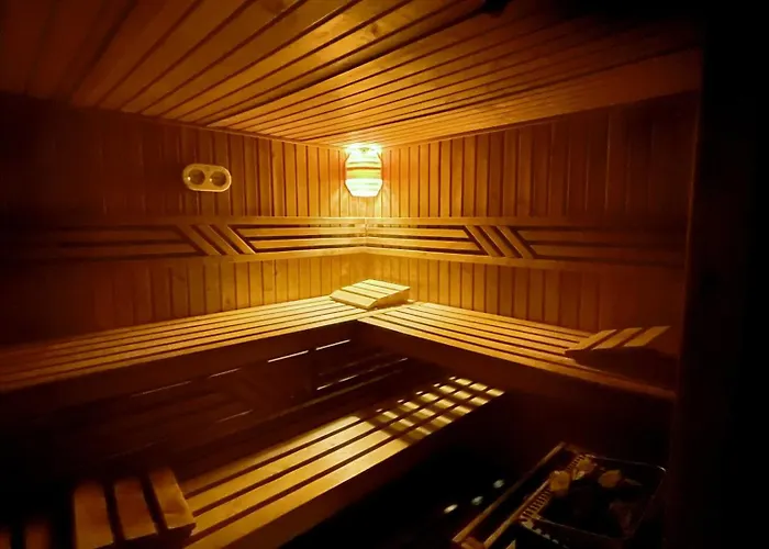 Nakuk Und Restaurant Szálloda Schillig